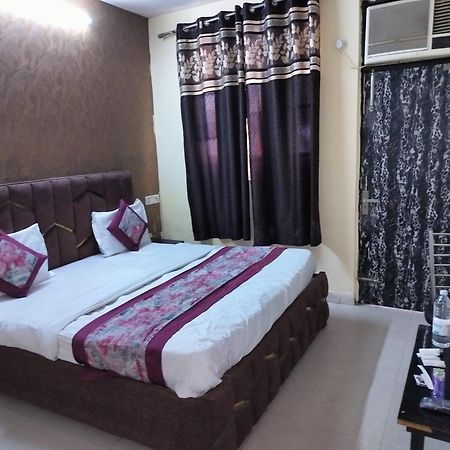 Hotel Green Snapper'100 M From Delhi University Near Isbt Kashmiri Gate Nueva Delhi Exterior foto