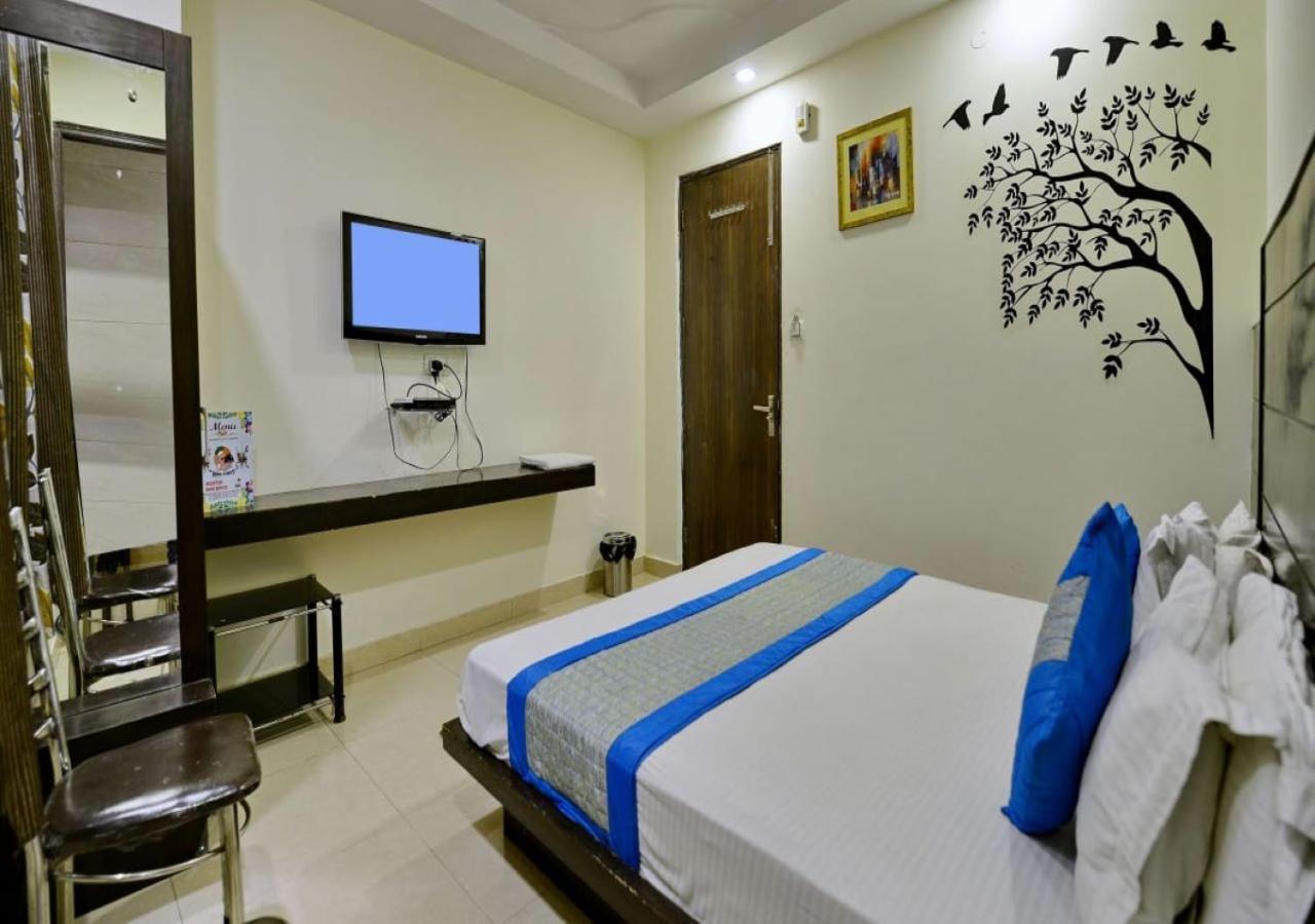 Hotel Green Snapper'100 M From Delhi University Near Isbt Kashmiri Gate Nueva Delhi Exterior foto