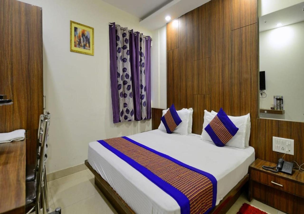 Hotel Green Snapper'100 M From Delhi University Near Isbt Kashmiri Gate Nueva Delhi Exterior foto