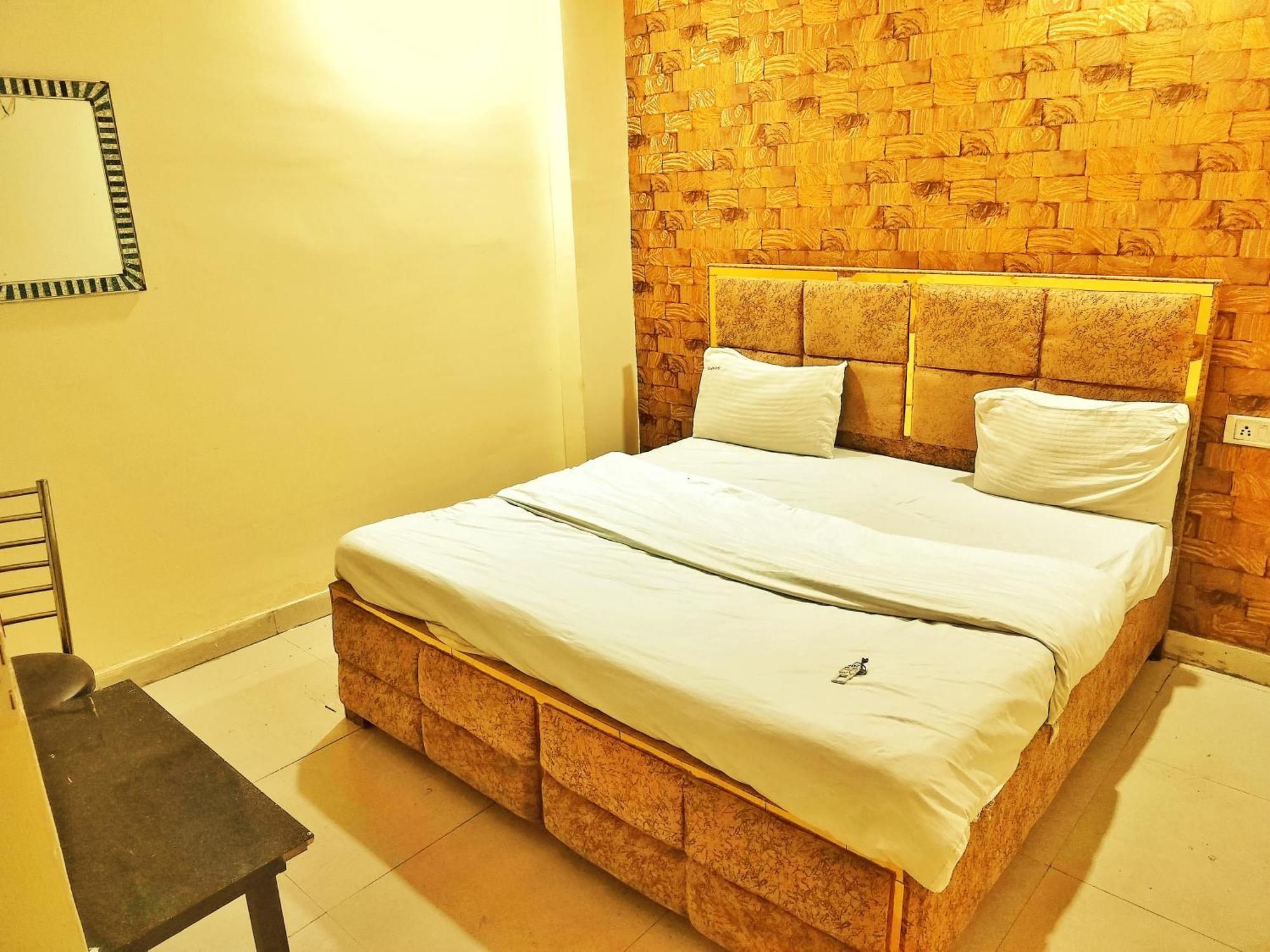 Hotel Green Snapper'100 M From Delhi University Near Isbt Kashmiri Gate Nueva Delhi Exterior foto