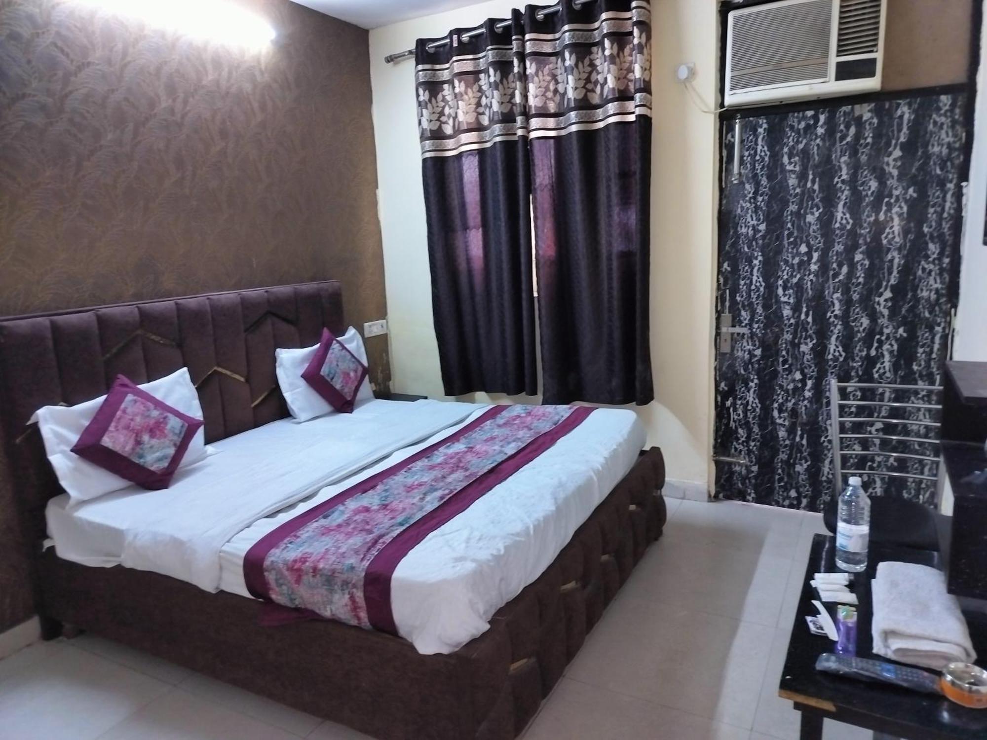 Hotel Green Snapper'100 M From Delhi University Near Isbt Kashmiri Gate Nueva Delhi Exterior foto